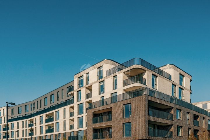 1 Bed · Claremont, Howth Road, Howth - Image 4