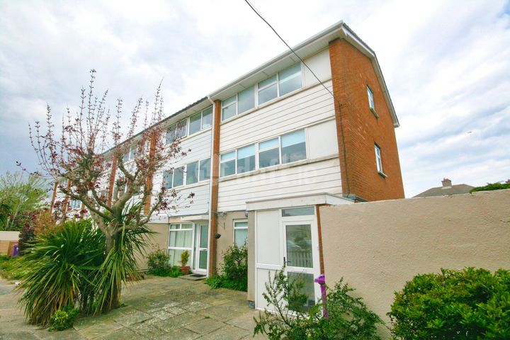 Sutton Court, Sutton, Dublin 13