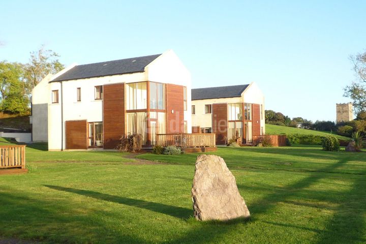 Castle Quay, Kilgobbin, Ballinadee, Ballinadee, Co. Cork