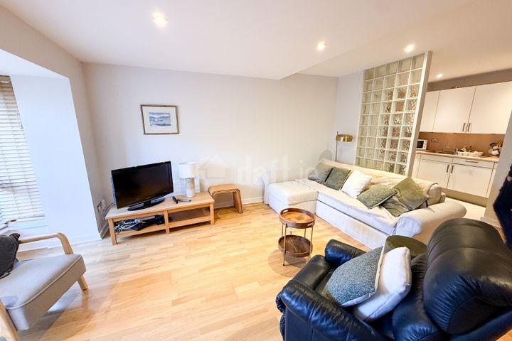 73 Milltown Avenue, Mount Saint Annes, Milltown, Dublin 6