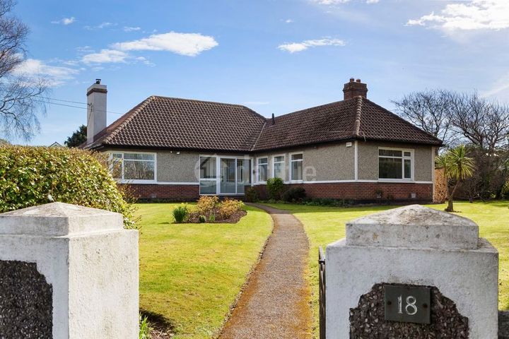 18 La Vista Avenue, Sutton, Sutton, Dublin 13