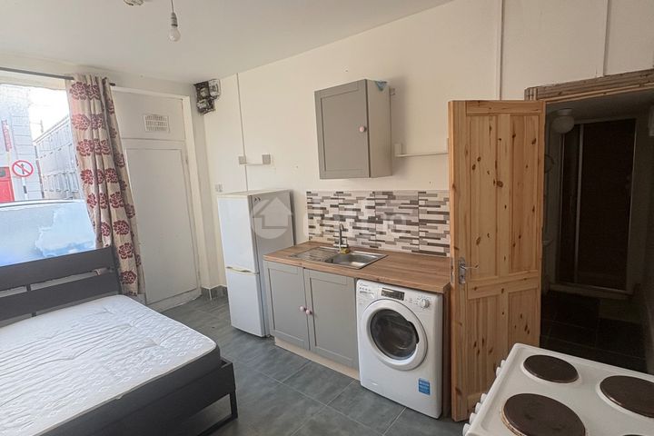 Apartment 5, Eyre Court, Eyre Street, Newbridge, C, Newbridge, Co. Kildare