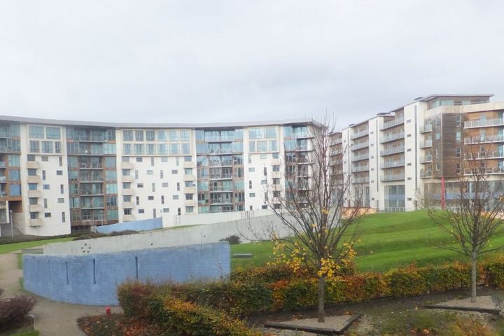 The Crescent, Park West Pointe, Yeats Way, Park West, Dublin 12