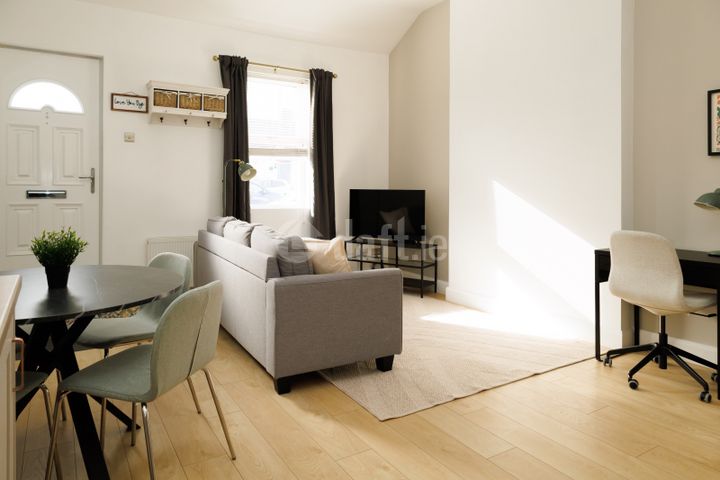 4 Meath Square, Dublin 8, The Coombe, Dublin 8