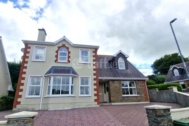 19 The Priory, Old Chapel, Bandon, Co. Cork