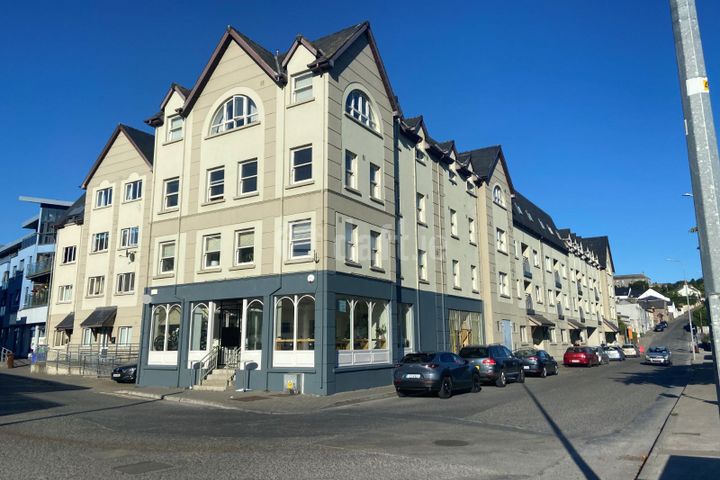 15 Rosbercon Court, Lower Rosbercon, New Ross, Co. Wexford