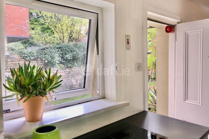 GROVE PARK, Rathmines, Dublin 6