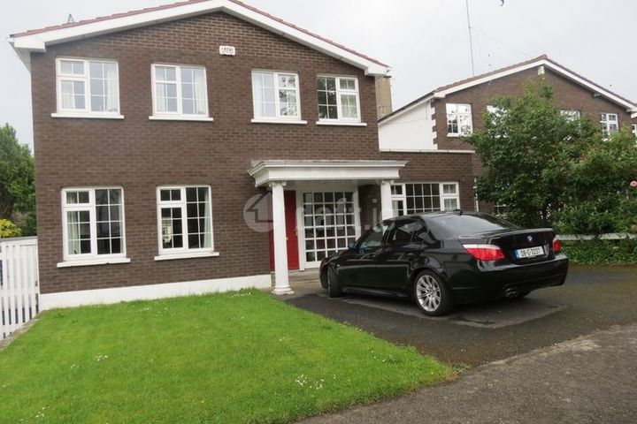 14 Glenageary Woods
Glenageary, Co. Dublin