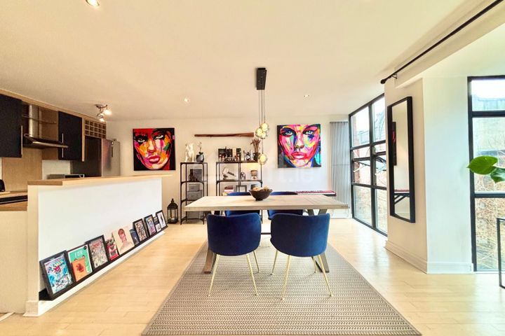 Pudding Row, Temple Bar, Dublin 8