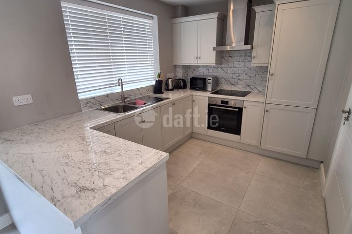 48 Maolchnoc, Ballymoneen Road, Ballymoneen, Co. Galway