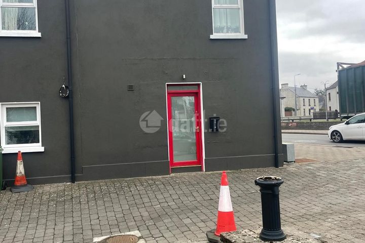 Apartment 4 , Bridge House, The Square, Main Stree, Borrisokane, Co. Tipperary