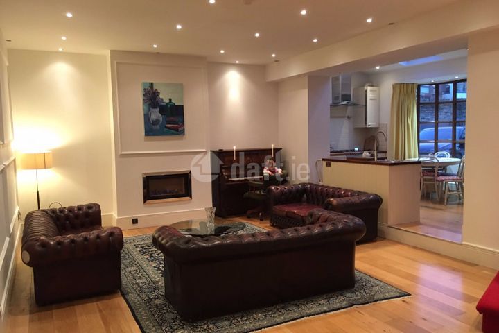 2 Swan Place, Upper Leeson Street, Donnybrook, Dublin 4