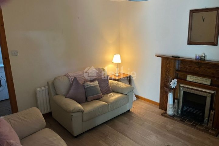 4 Cathedral Street, Ballaghaderreen, Co. Roscommon