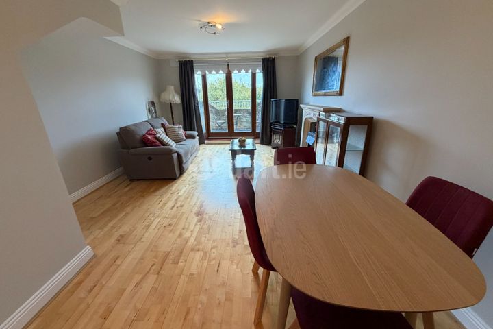 2 Bed Apartment, Johnstown Road, Glenageary, Co. Dublin
