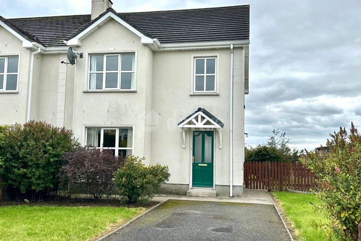 37 Castlegrove, Ballymote, Co. Sligo