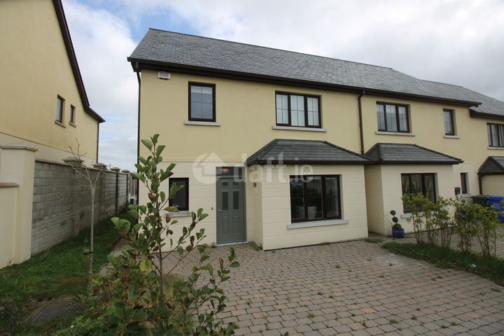 10 Castle Court Avenue, Whitechurch, Co. Cork