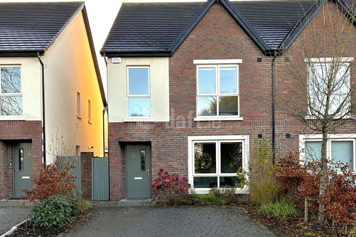 20 Oak Park Court, Naas, Co. Kildare