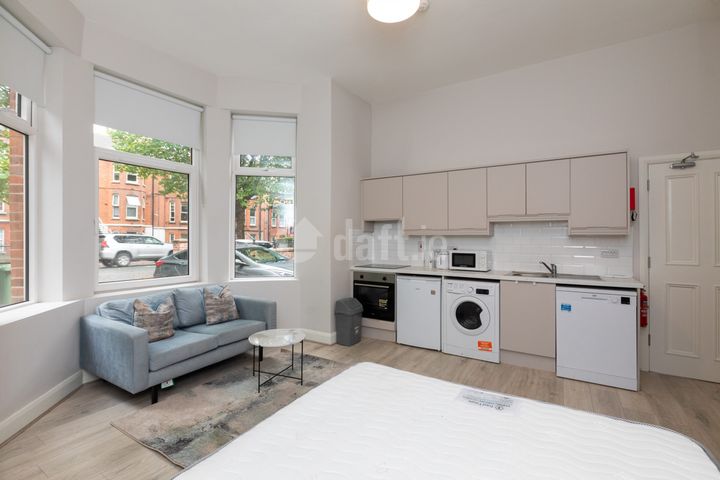 Apartment 1, 27 North Circular Road, Dublin 7