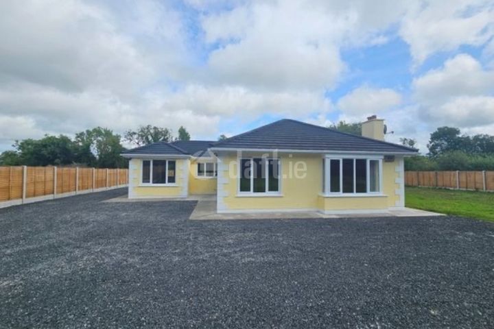 Naas, Co. Kildare, Carragh, Co. Kildare