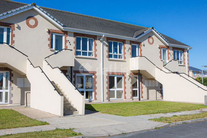 Kilkee Bay Apartments, Kilrush Road, Kilkee, Co. Clare
