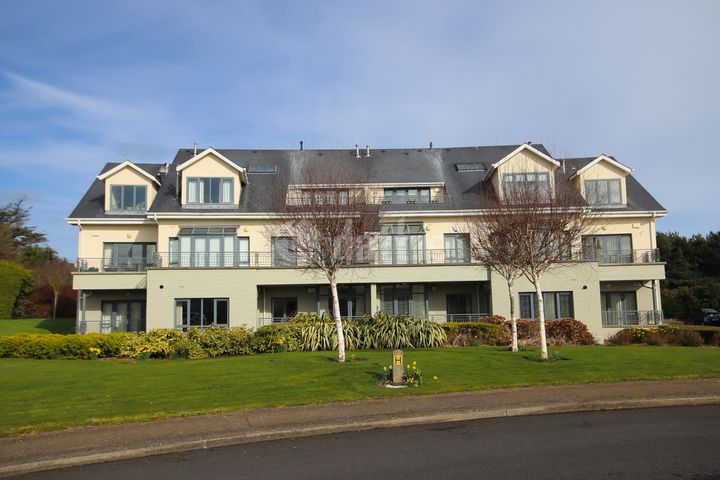 Corr Castle, Sutton, Dublin 13