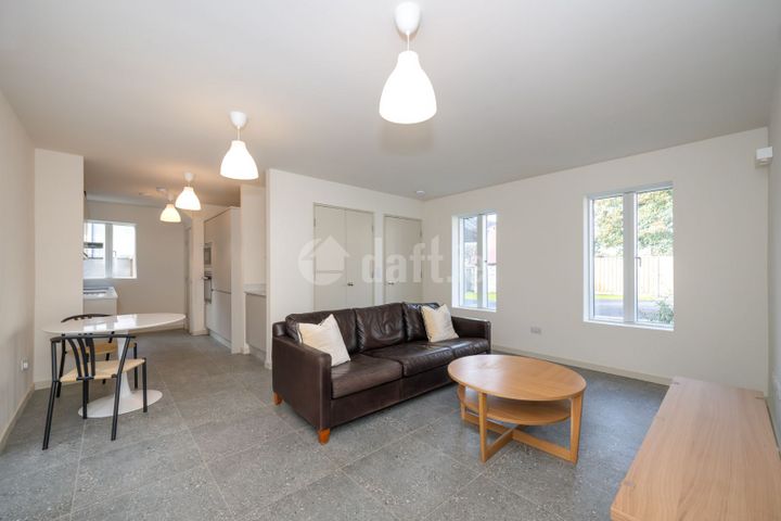 2 Baker's Lane, Main Street, Innishannon , Kinsale, Co. Cork