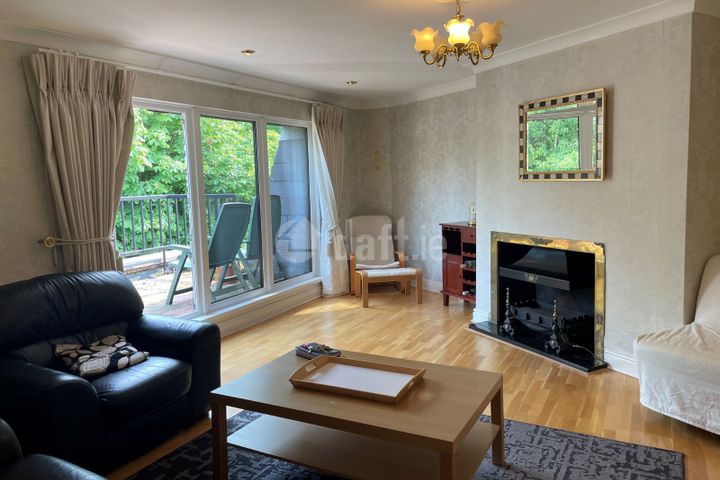  Raglan Hall, Ballsbridge, Dublin 4