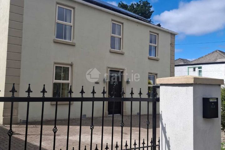 Montlee, Court Devenish, Athlone, Co. Westmeath