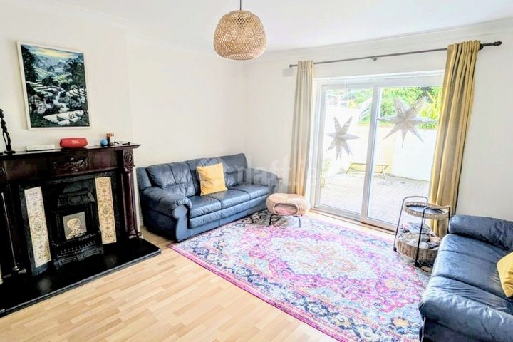 17 Alma Park, Monkstown, Monkstown, Co. Dublin