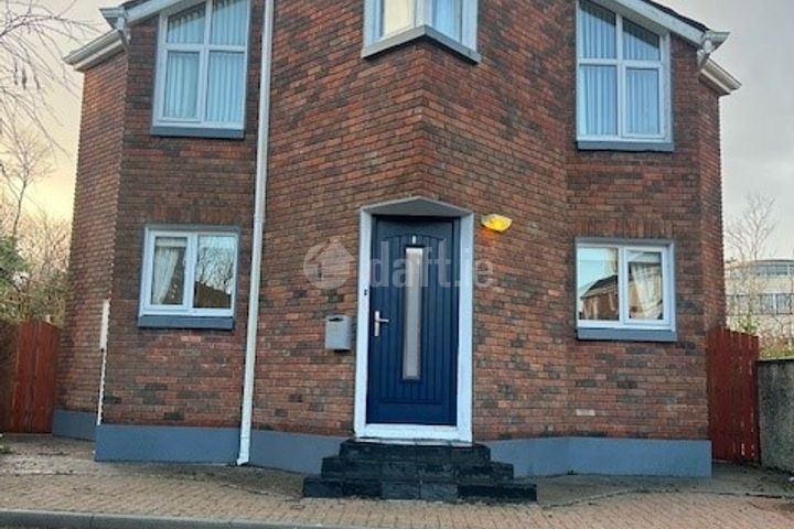 30 Glenmore, College Road, Galway City Centre