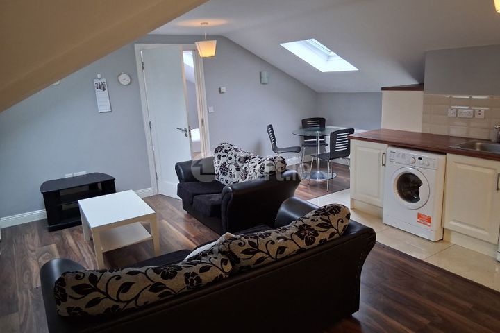 East Gate, Ballincollig , Carrigrohane, Co. Cork