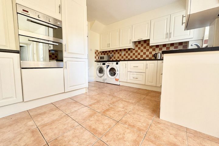  Saint John'S Crescent, Dublin 22, Grange Castle, Co. Dublin