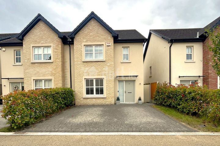 159 Longstone, Naas, Co. Kildare