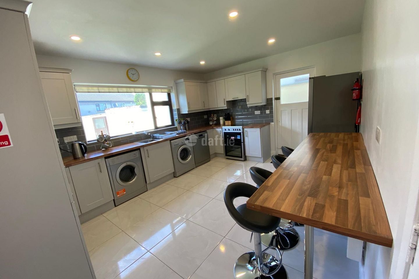 1 Beechwood Park, Ballybane, Galway, Ballybrit, Co. Galway to share on