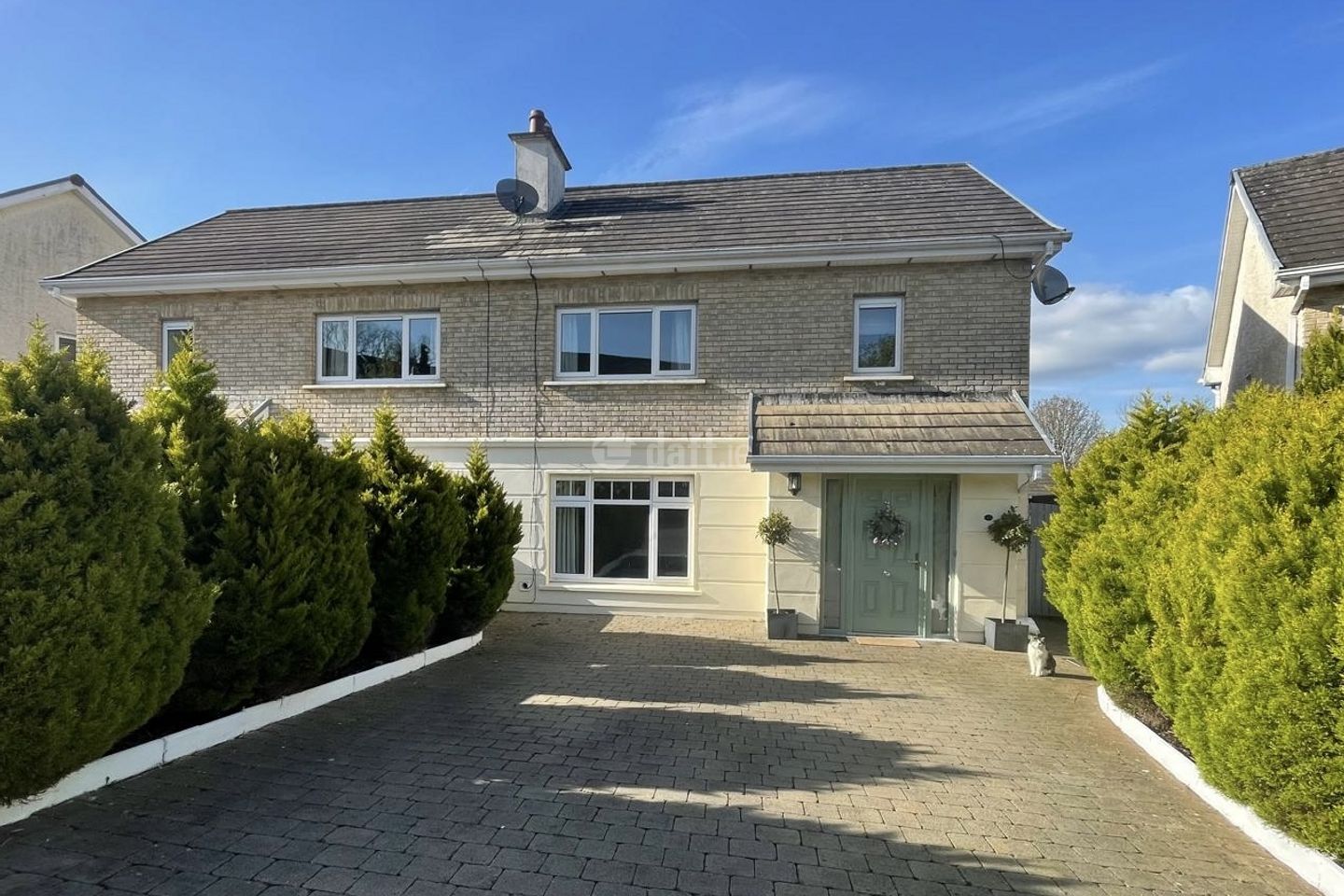 46 Clarkes Wood, Mount Oval Village, Rochestown, Co. Cork is for rent