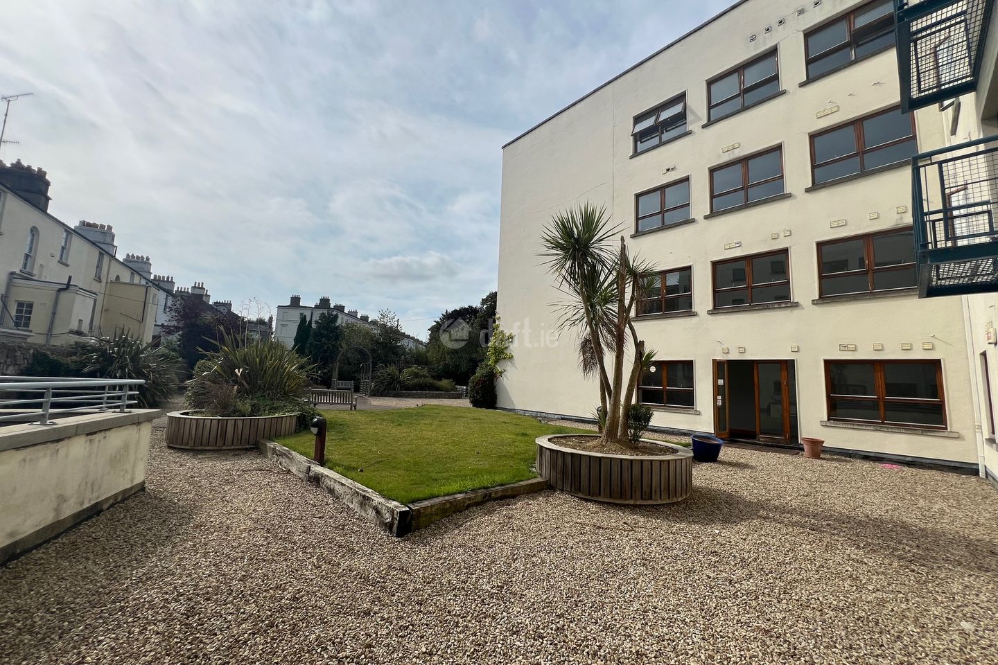 de Vesci House, Longford Place, Monkstown, Co. Dublin is for rent on