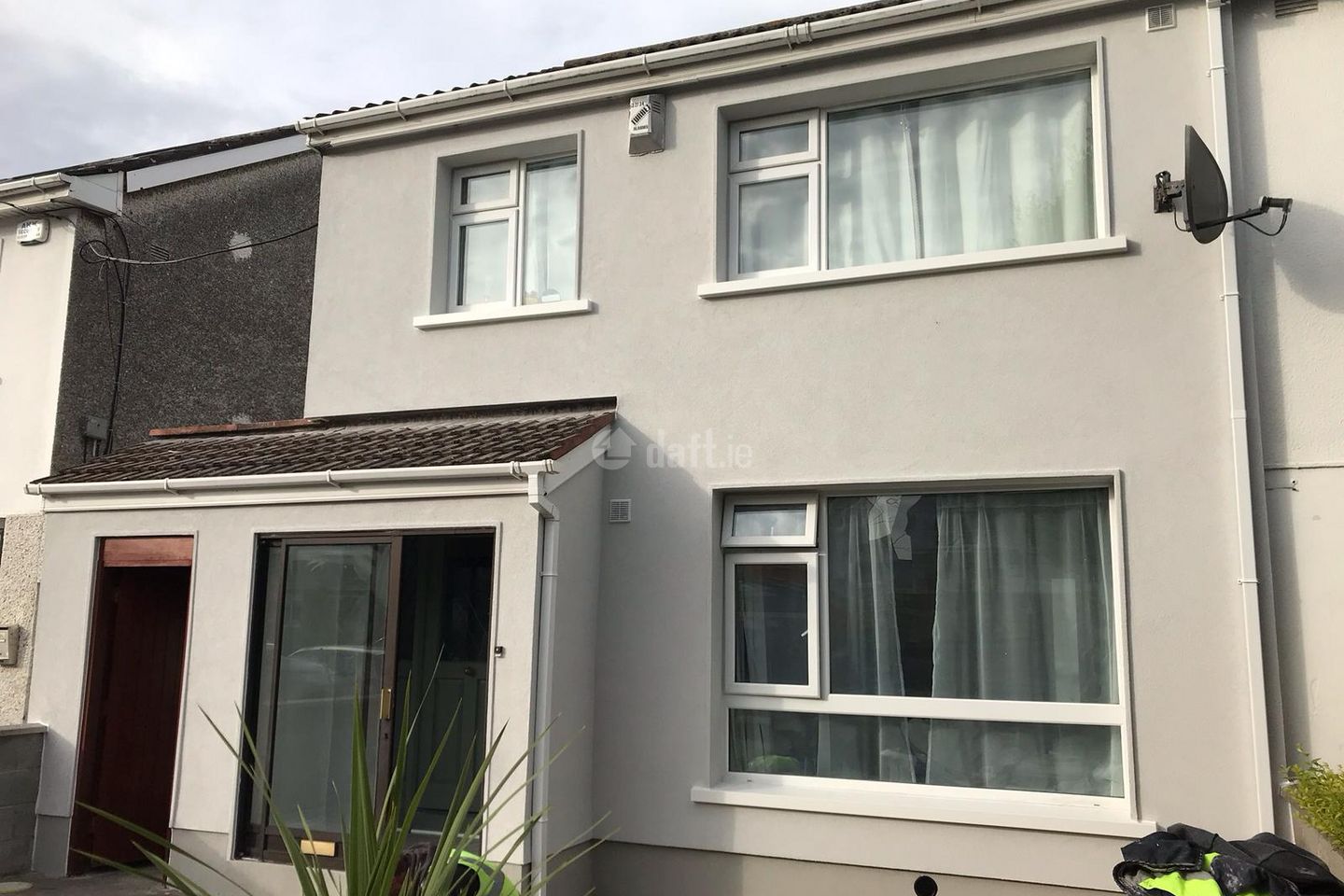 24 Crestfield Avenue, Whitehall, Santry, Dublin 9 is for rent on Daft.ie