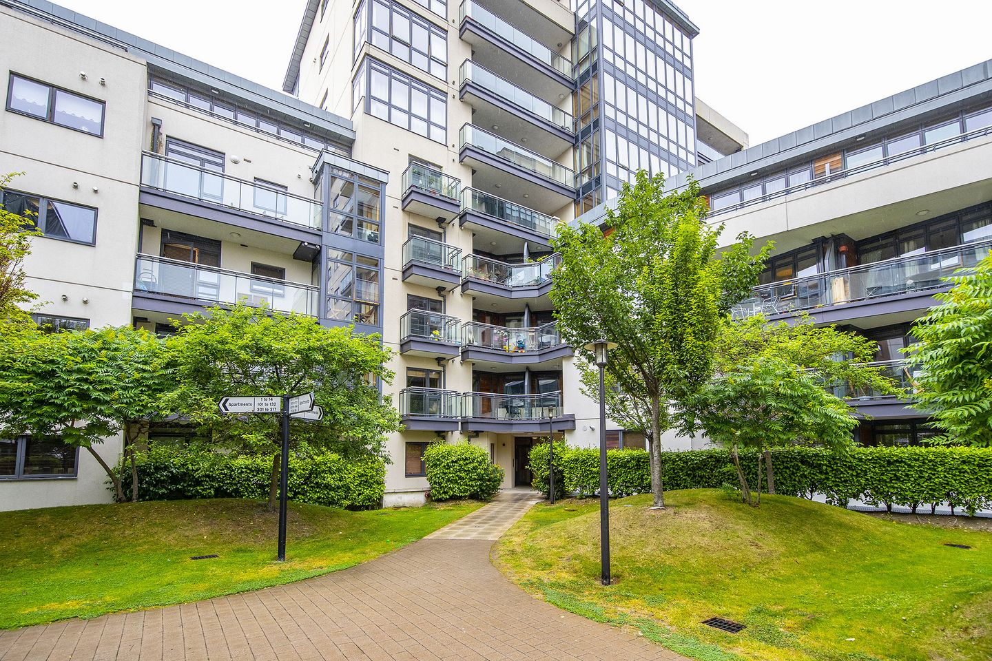 209 Kilmainham Square, Kilmainham, Dublin 8 is for rent on Daft.ie