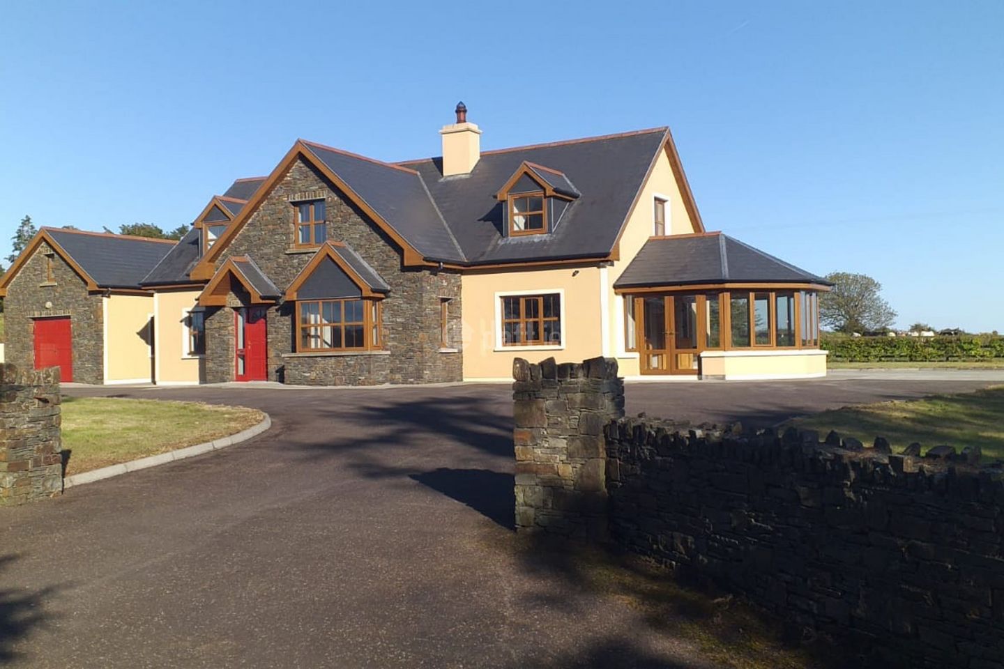 Lisnabrinna, Rossmore, Clonakilty, Clonakilty, Co. Cork is for rent on