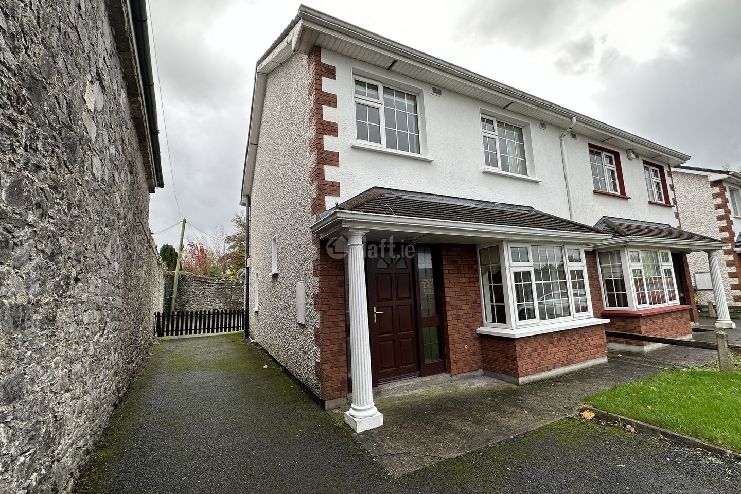 1 William Street, Cashel, Co. Tipperary is for rent on Daft.ie