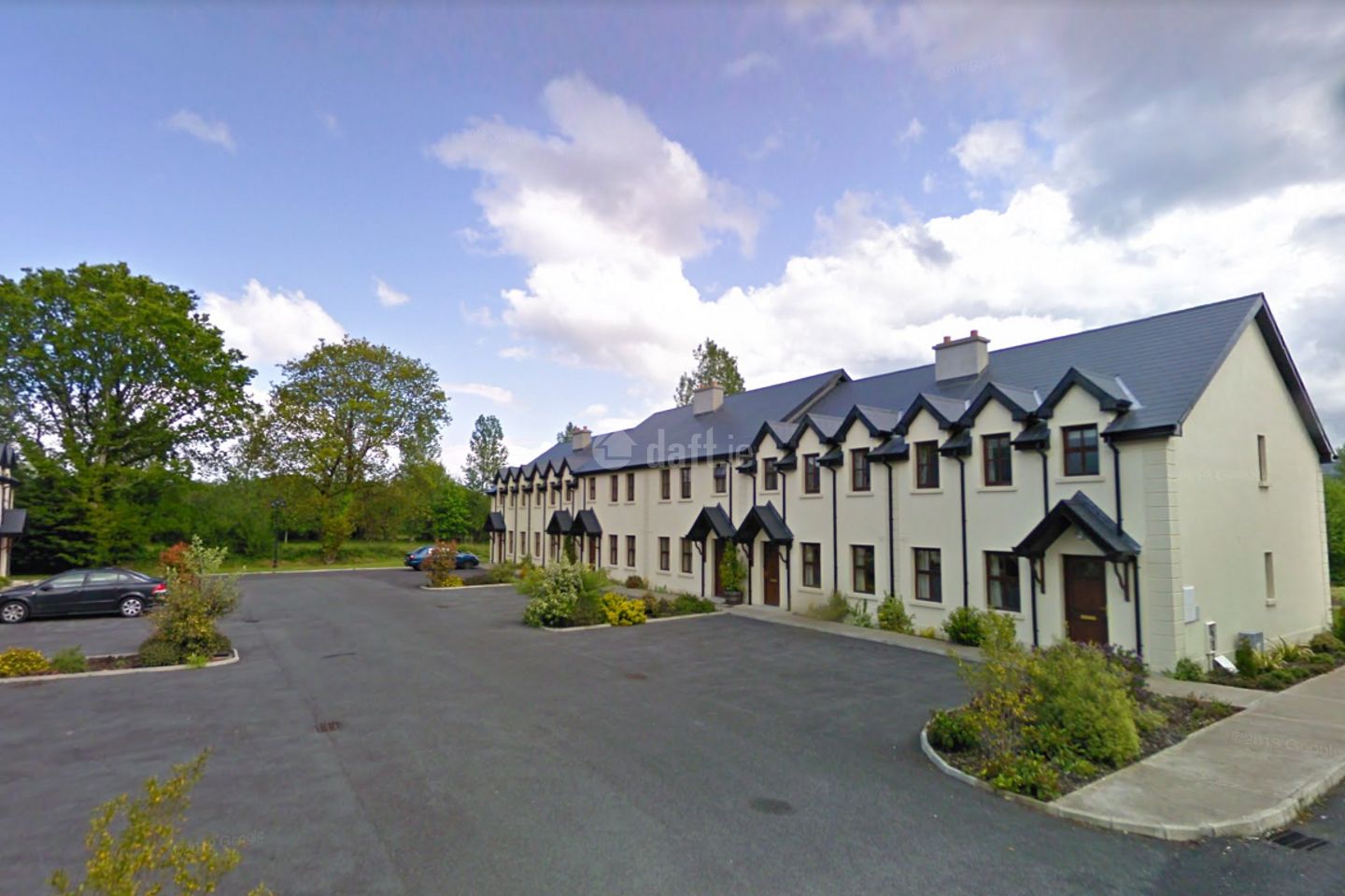 Carrownakilly Quay, Ballycuggaran, Killaloe, Co. Clare is for rent on