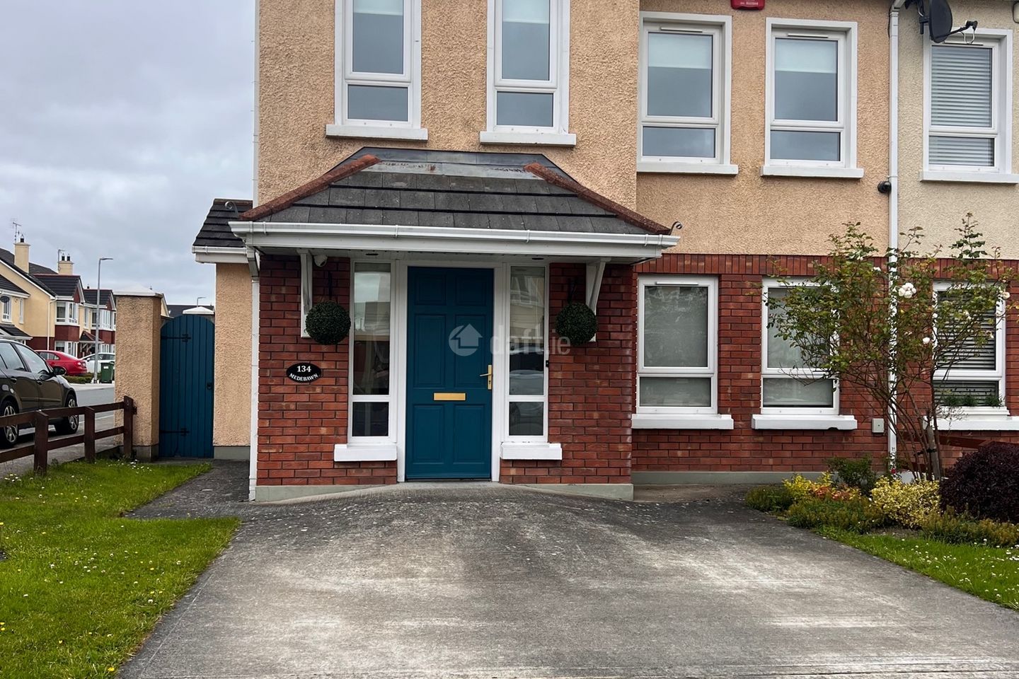 134 Meadebawn, Avenue Road, Dundalk, Co. Louth is for rent on Daft.ie