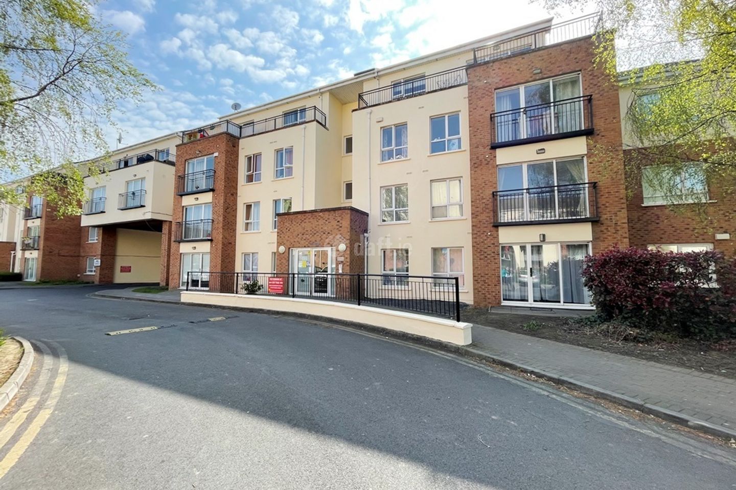 Thornfield Square, Clondalkin, Dublin 22 is for rent on Daft.ie