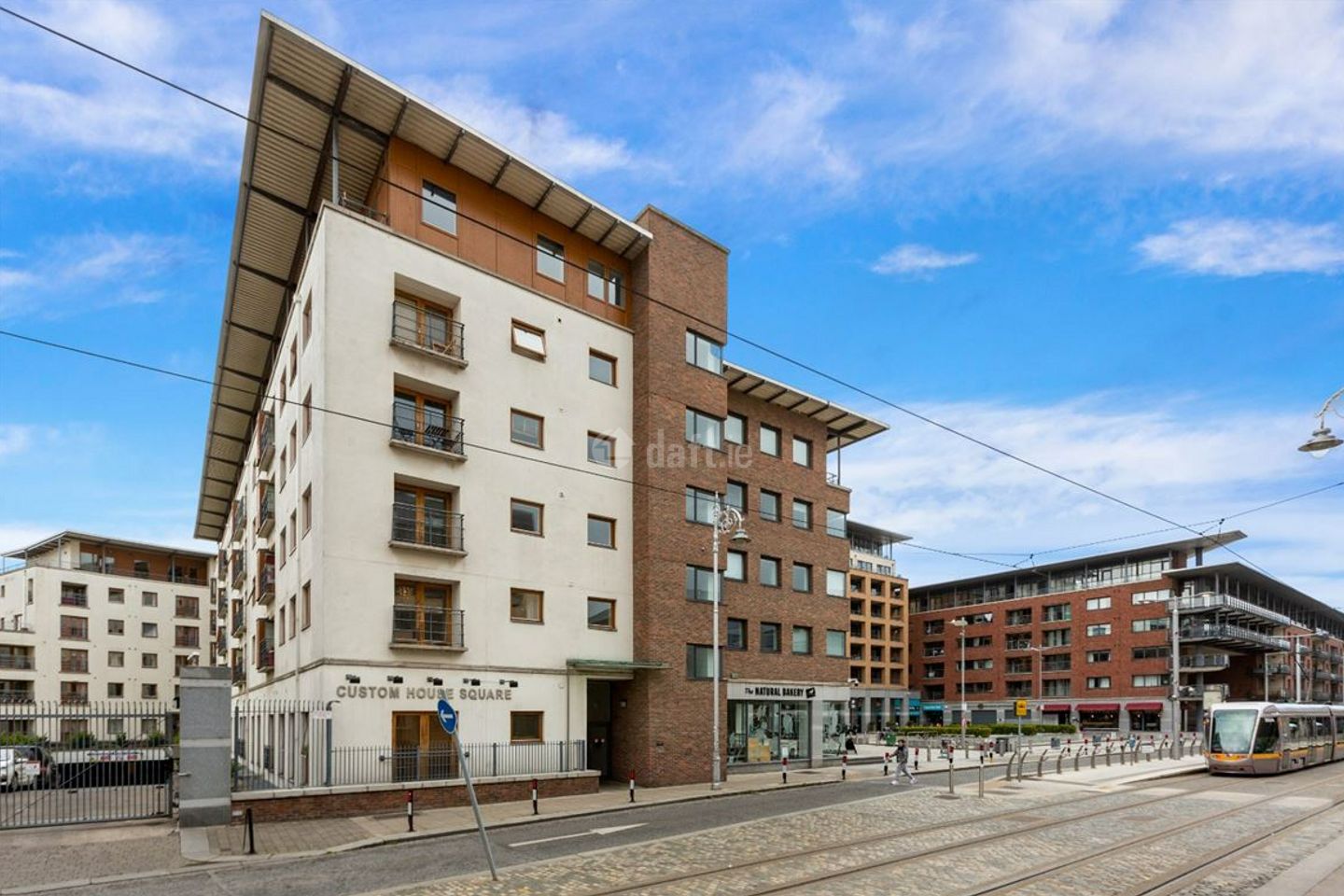 11 Beresford House, Custom House Square, D01 FC66, IFSC, Dublin 1 is