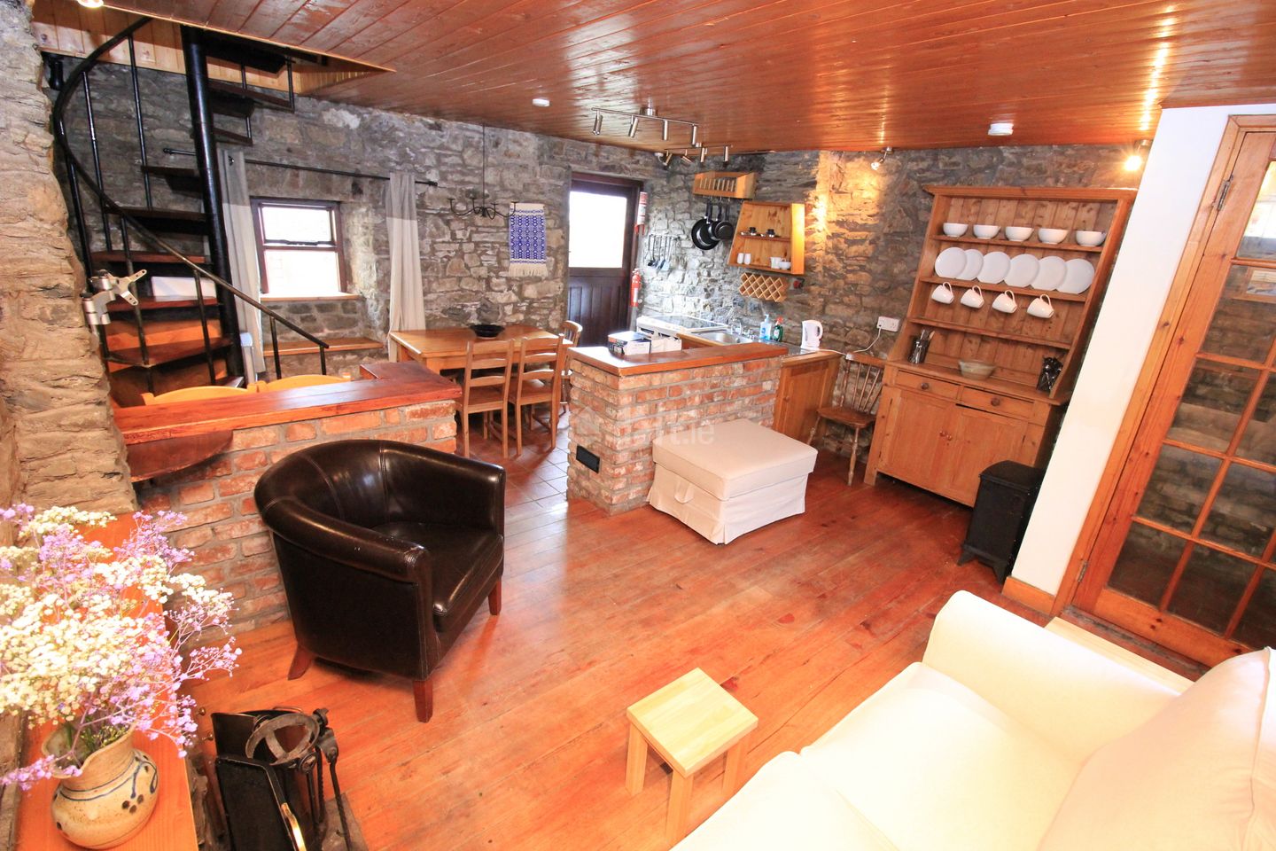 3 Friars Gate, Kinsale, Co. Cork is for rent on Daft.ie