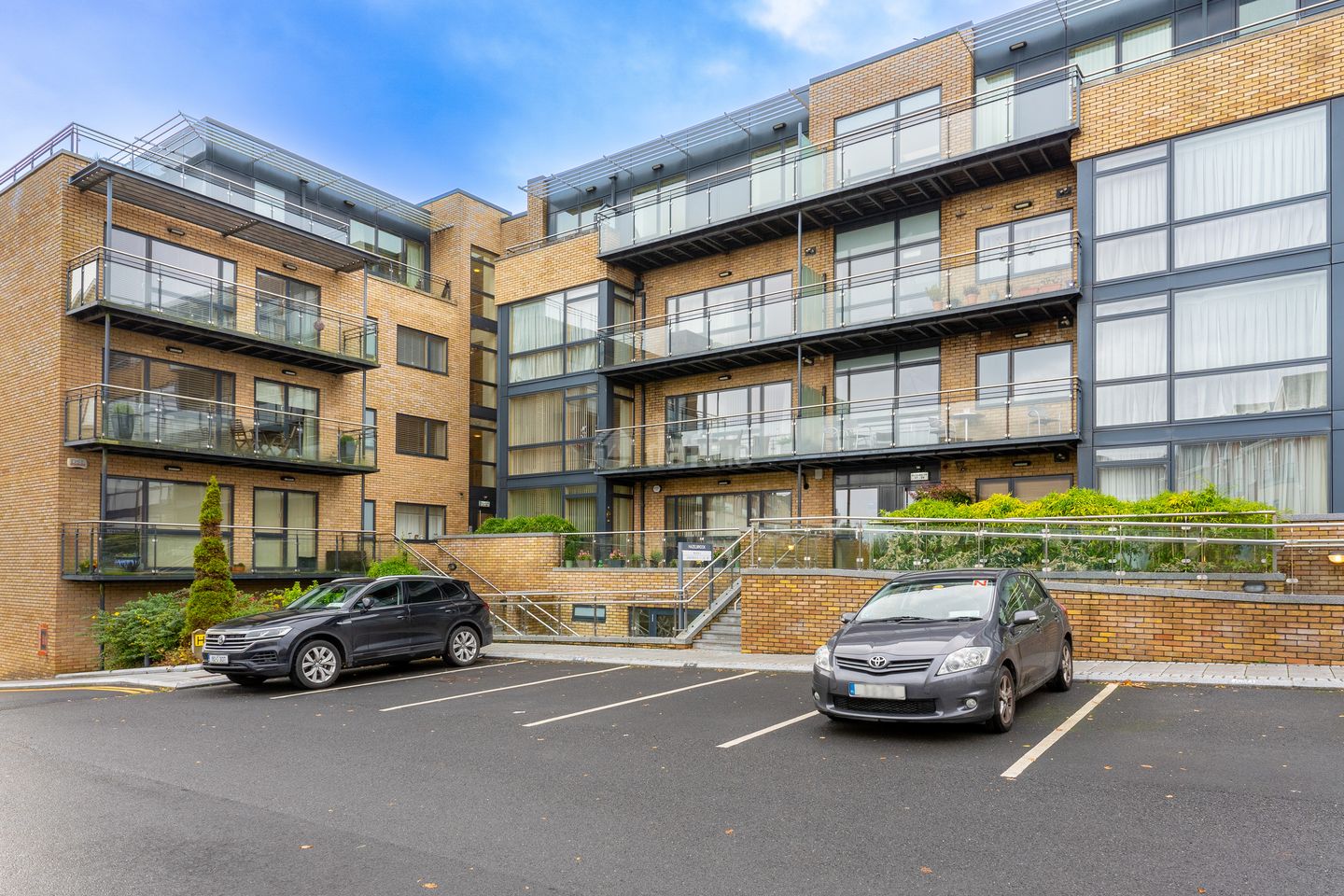 Apartment 11, Hazelbrook, Dundrum, Dublin 14 is for rent on Daft.ie