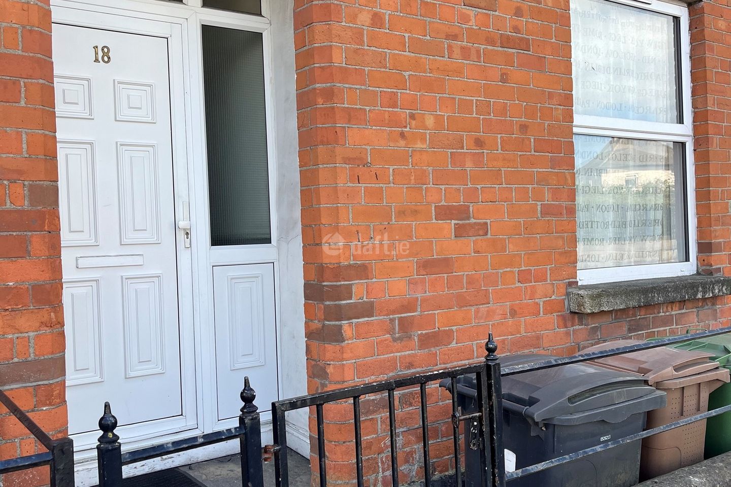 18 Saint David's Terrace, Blackhorse Avenue, Cabra, Dublin 7 is for