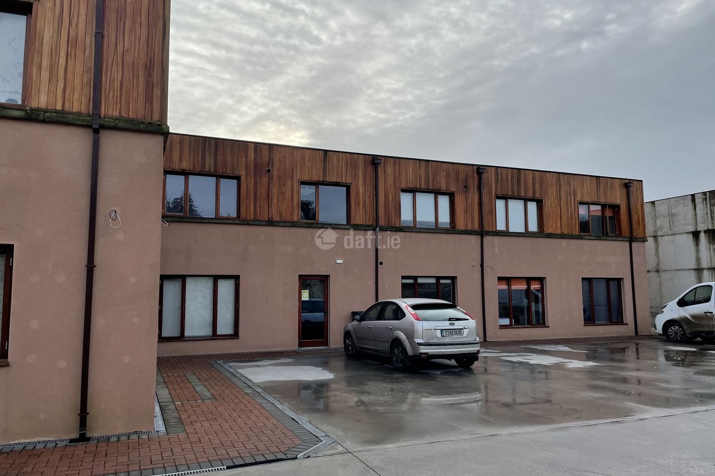 NEWCASTLE HOUSE HOTEL AND COUNTRY CLUB, Newcastle House, Ballymahon, Co