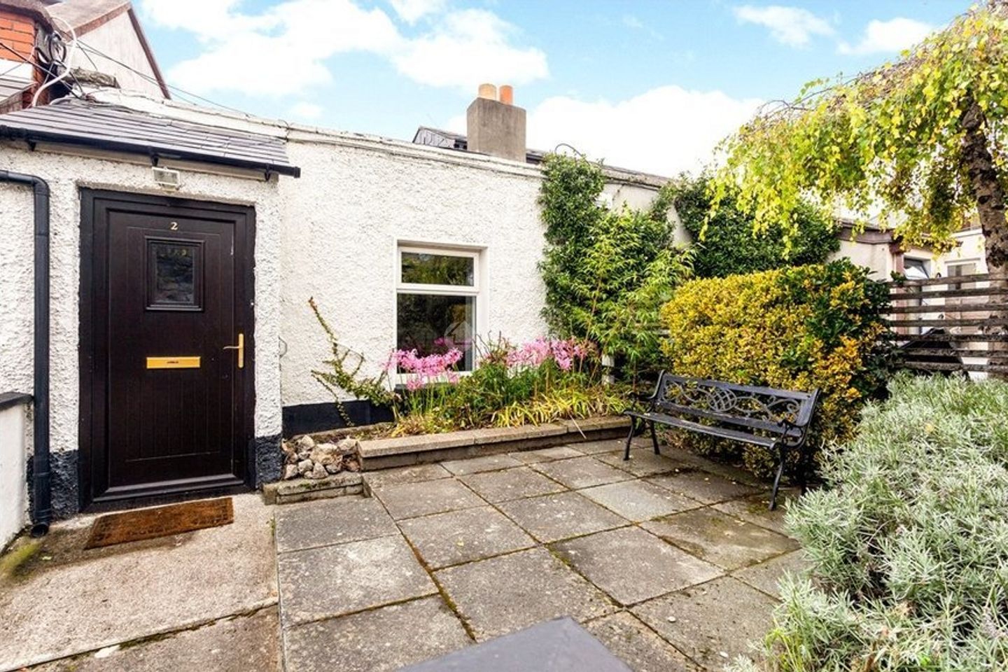 2 Garden Terrace, Clanbrassil Street Upper, Portobello, Dublin 8 is for