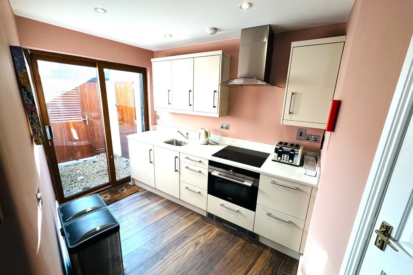 Findlater Street, Stoneybatter, Dublin 7, Arbour Hill, Dublin 7 is for